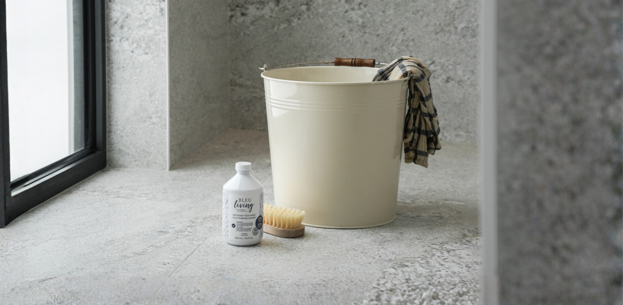 Produits ménagers naturels enrichis d'huile essentielle de lavande Bleu Living