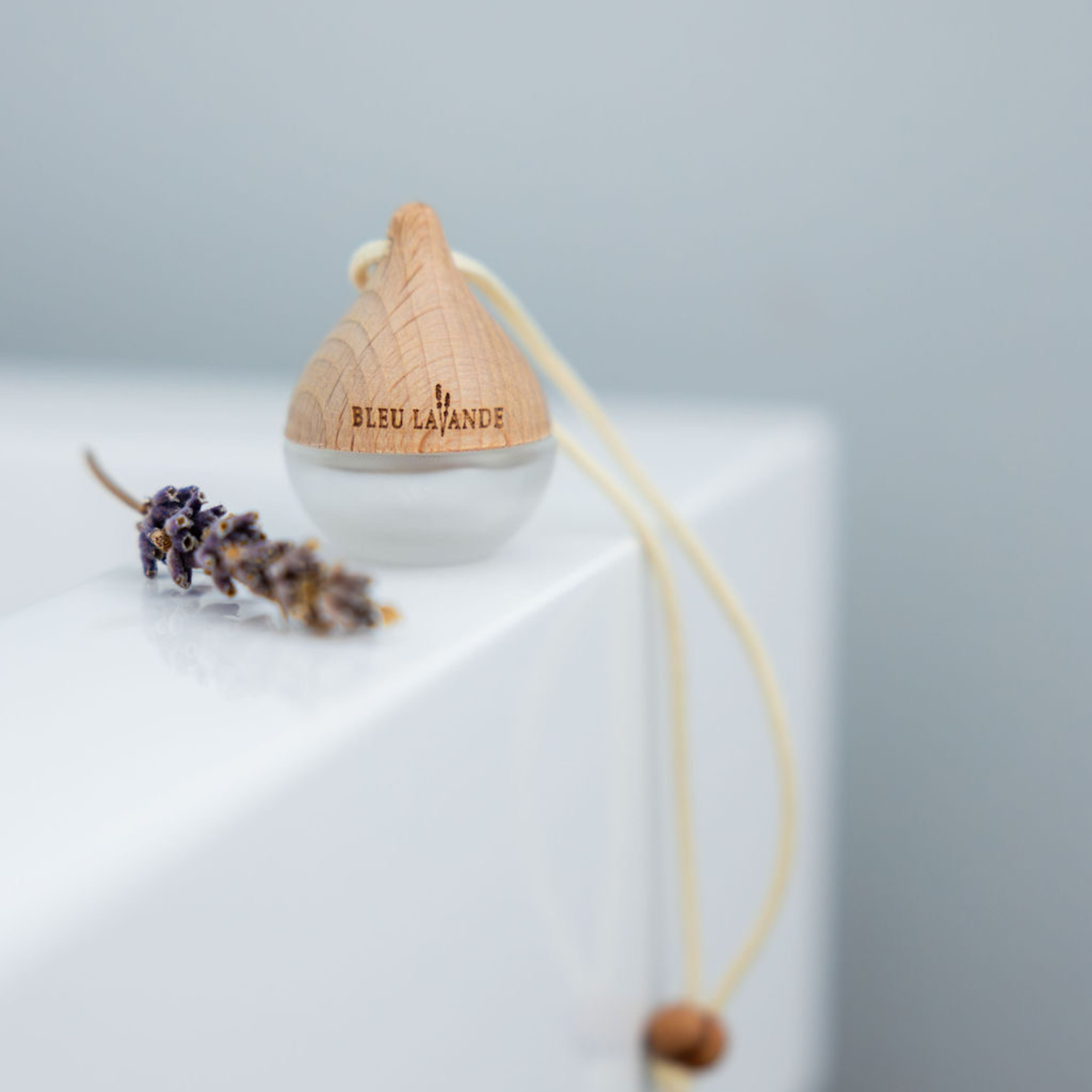 Diffuseur d'huiles essentielles pour petite salle de bain