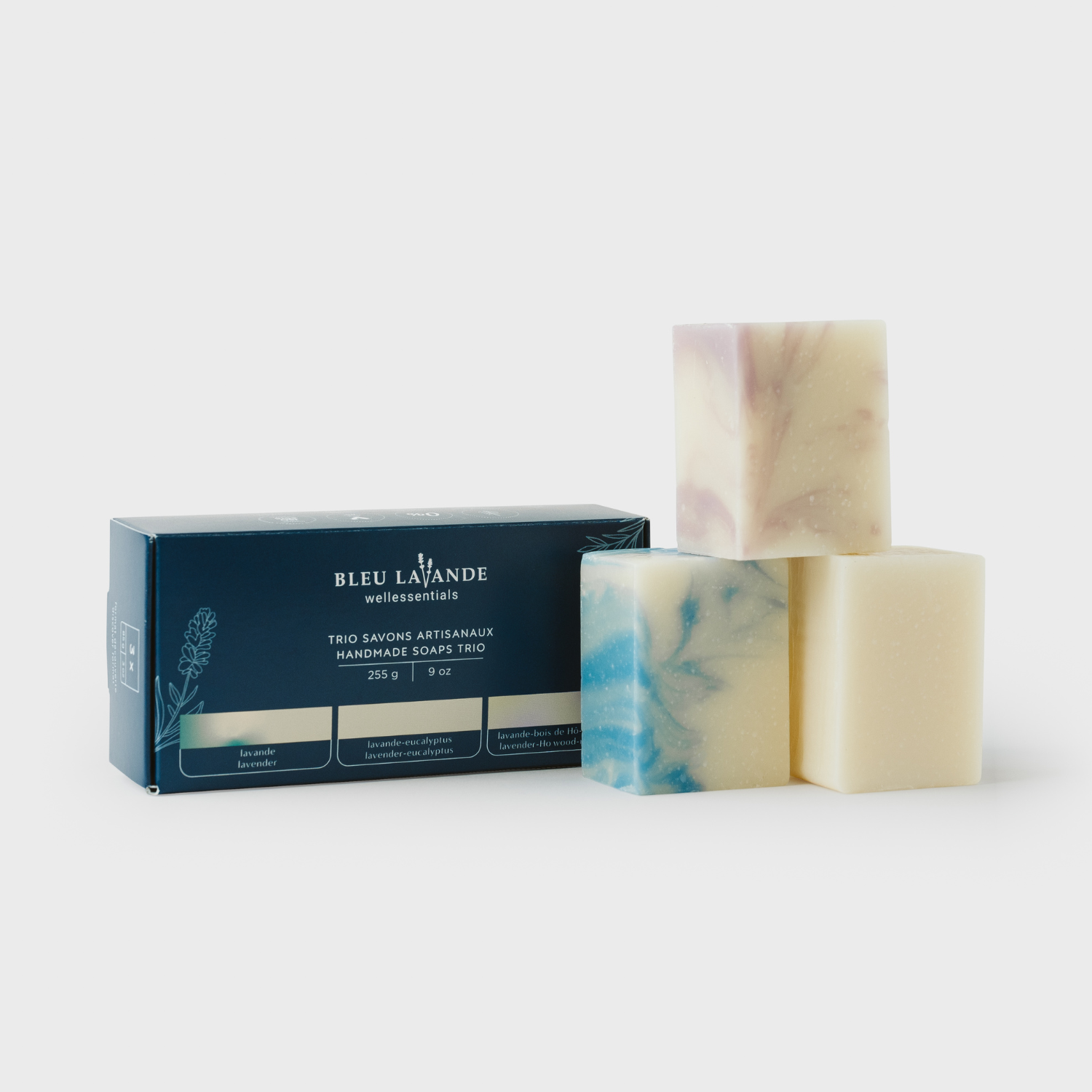 Ensemble de 3 savons artisanaux : lavande, lavande-eucalyptus et lavande-bois de hô-romarin