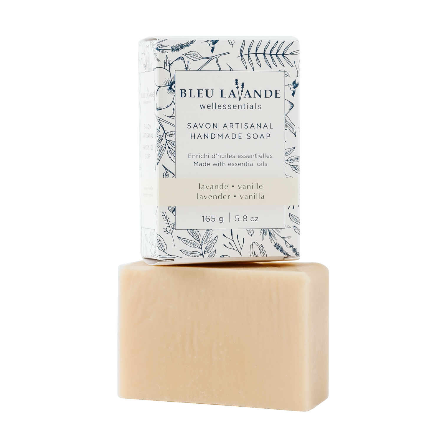 Savon artisanal lavande-vanille sur fond blanc