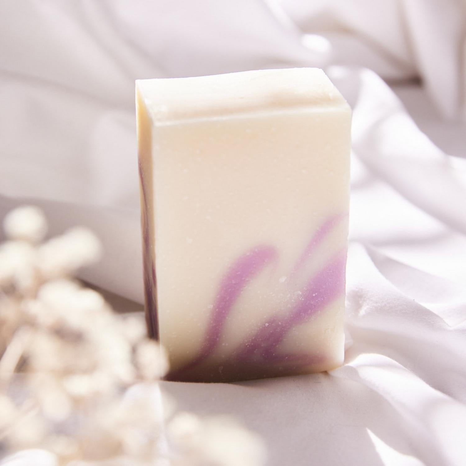 Savon artisanal lavande-bois de hô-romarin